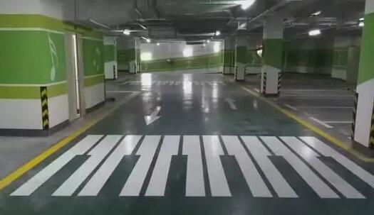 梁山车位划线